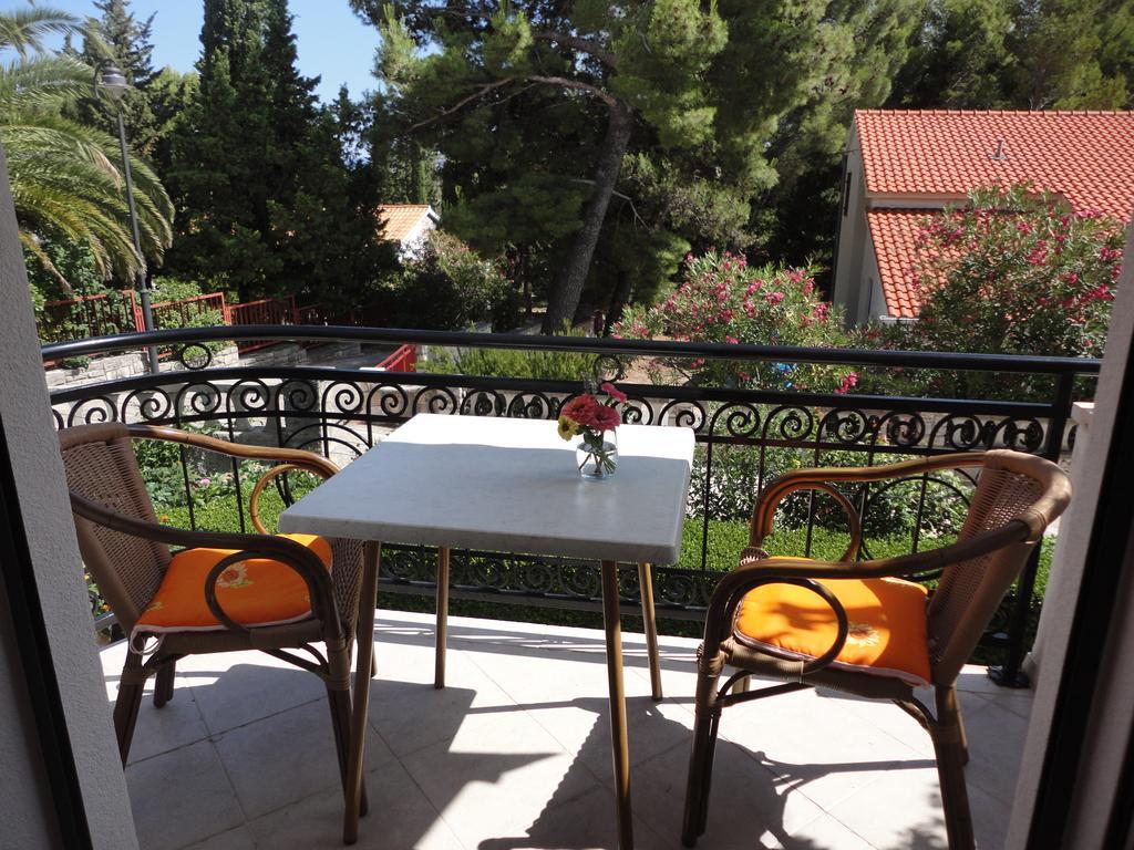 Guesthouse Apartment Bozica Bol Zimmer foto